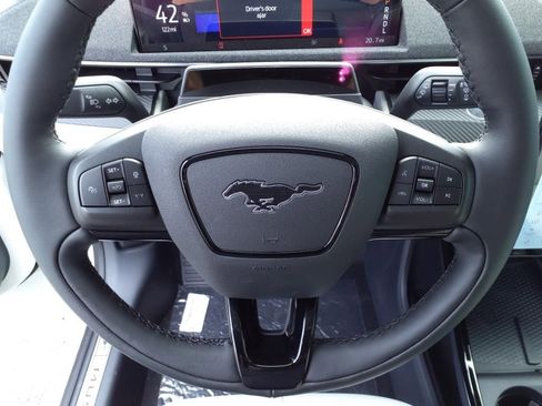 New 2023 Ford Mustang Mach-E Premium image 9