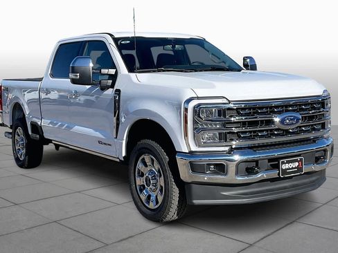 New 2026 Ford F250 Lariat w/ Lariat Premium Package image 2