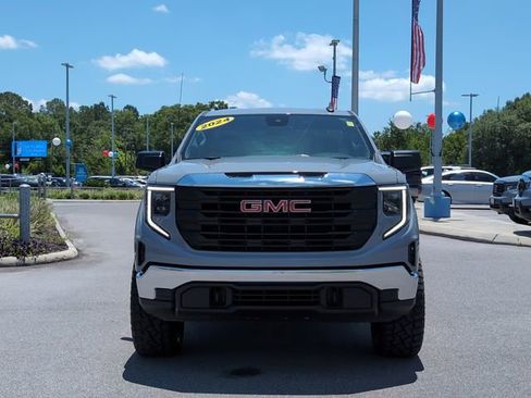 Used 2024 GMC Sierra 1500 Pro w/ Pro Value Package AWD/4WD image 10