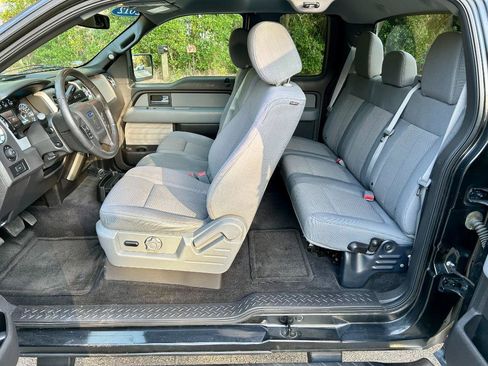 Used 2012 Ford F150 XLT w/ XLT Chrome Pkg image 9