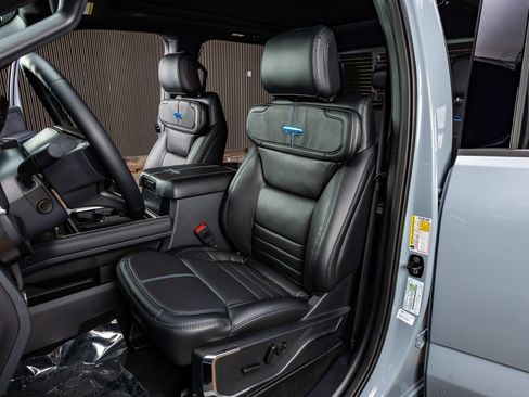 Used 2026 Ford F250 Platinum image 29