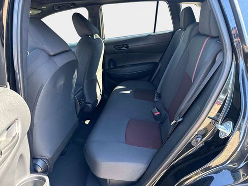 Used 2024 Toyota Corolla Cross AWD Hybrid w/ Moonroof Package image 13