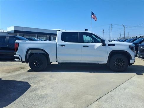 New 2026 GMC Sierra 1500 Pro w/ Graphite Edition image 8