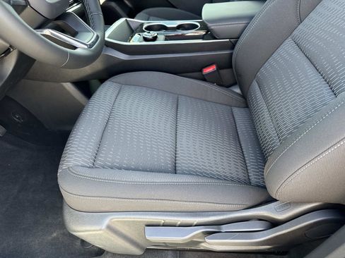 New 2026 Chevrolet Equinox LT image 19