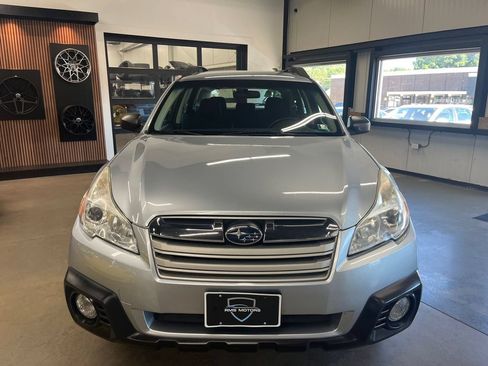 Used 2014 Subaru Outback 2.5i AWD/4WD image 16
