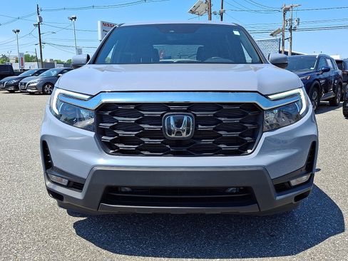 Used 2023 Honda Passport EX-L image 2