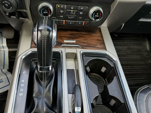 Used 2018 Ford F150 Lariat w/ Equipment Group 502A Luxury AWD/4WD image 49