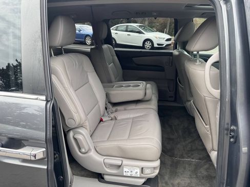 Used 2012 Honda Odyssey EX-L image 22