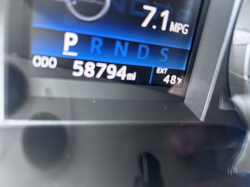 Used 2017 Toyota Tundra SR5 image 11