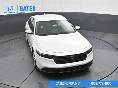 New 2025 Honda Accord LX image 41