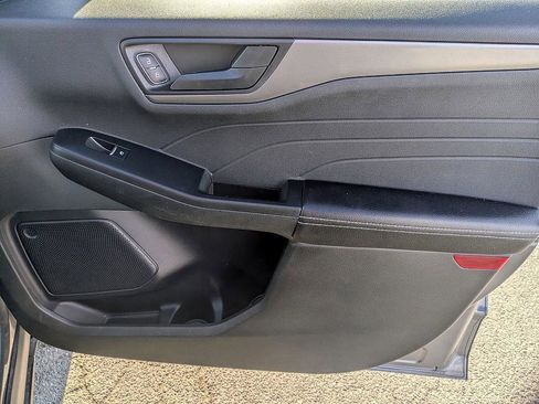 Used 2023 Ford Escape Active w/ Tech Pack #1 image 33