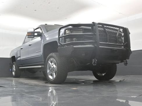 Used 2016 Chevrolet Silverado 2500 LTZ w/ Duramax Plus Package AWD/4WD image 44