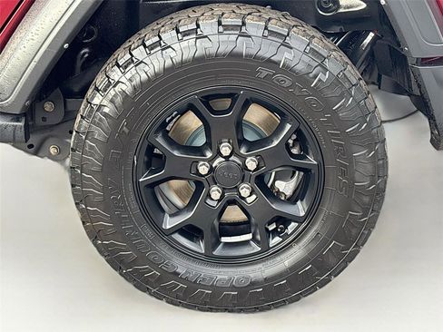 Used 2021 Jeep Wrangler Unlimited Sport image 33