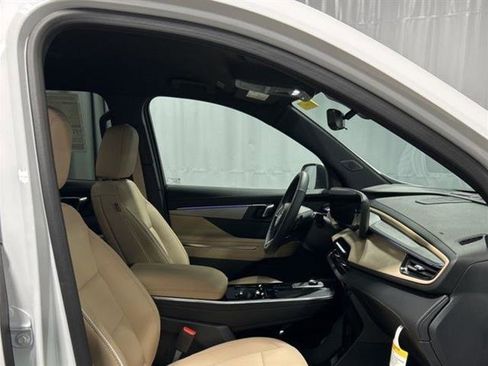 New 2026 Buick Enclave Preferred w/ Power Package image 21