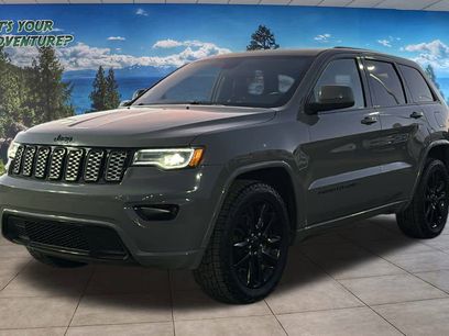 Used 2020 Jeep Grand Cherokee Altitude