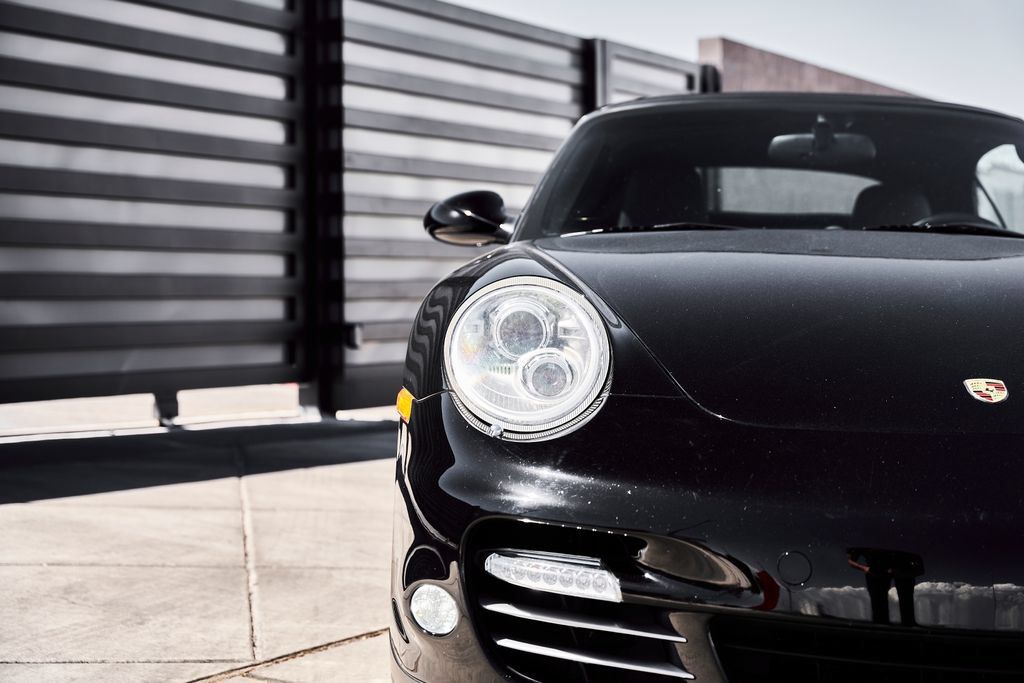 Used 2010 Porsche 911 Turbo AWD/4WD image 6