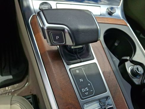 Used 2023 Audi A7 3.0T Premium Plus w/ Premium Plus AWD/4WD image 15