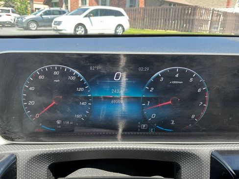 Used 2020 Mercedes-Benz A 220 4MATIC image 11