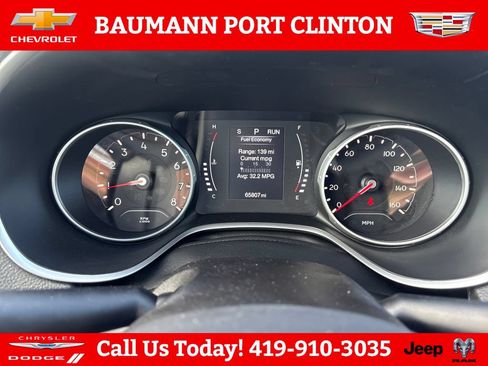 Used 2018 Jeep Compass Latitude w/ Cold Weather Group AWD/4WD image 17