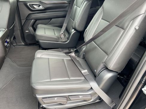 Used 2023 Chevrolet Suburban Z71 w/ Max Trailering Package image 14