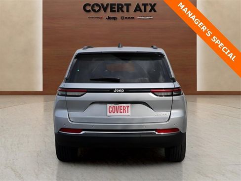 New 2025 Jeep Grand Cherokee Limited image 4