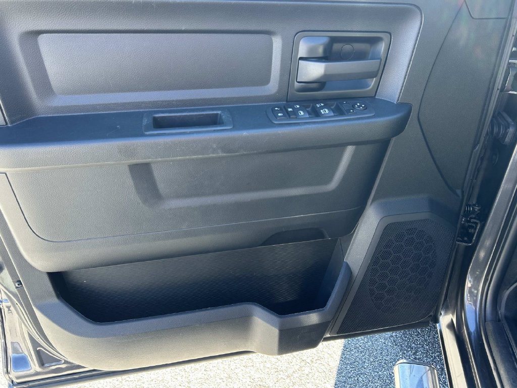 Used 2022 RAM 1500 Tradesman w/ Tradesman SXT Package RWD image 14