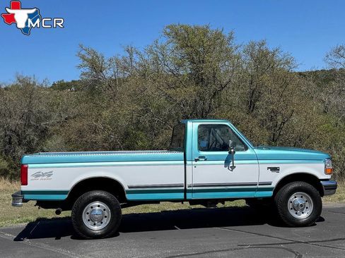 Used 1997 Ford F250 4x4 Regular Cab Heavy Duty image 6