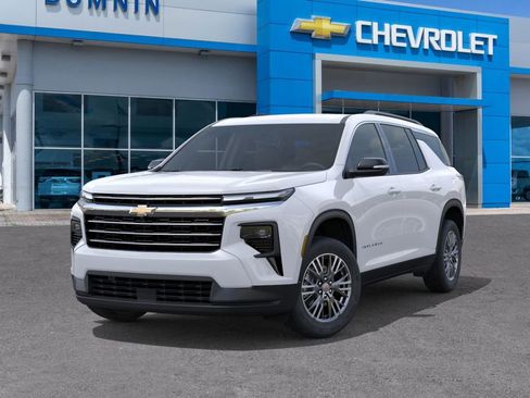New 2026 Chevrolet Traverse LT image 7