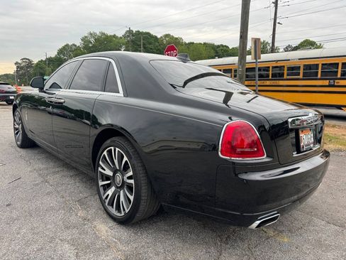 Used 2019 Rolls-Royce Ghost RWD image 3