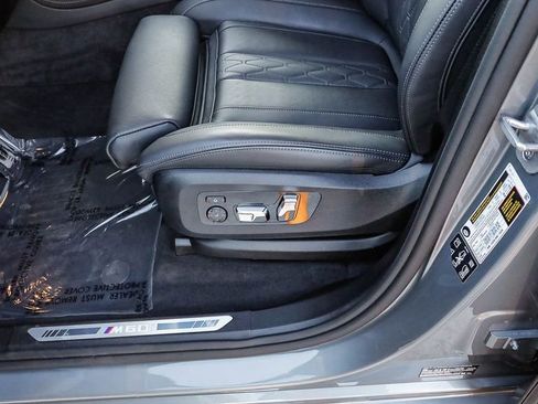 Used 2026 BMW X7 M60i AWD/4WD image 27