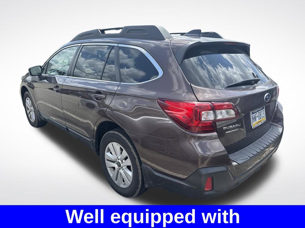 Used 2019 Subaru Outback 2.5i Premium w/ Popular Package #2 AWD/4WD image 3