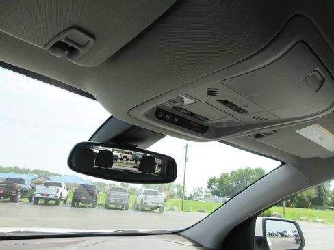 Used 2019 GMC Acadia SLT FWD image 36