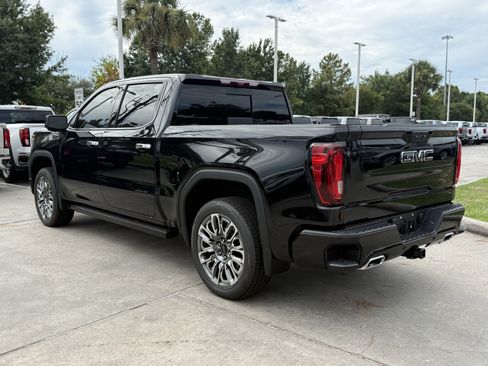 Used 2025 GMC Sierra 1500 Denali Ultimate AWD/4WD image 7