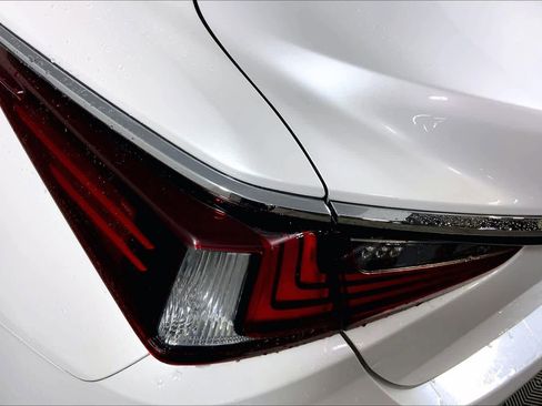 Used 2019 Lexus ES 350 image 29