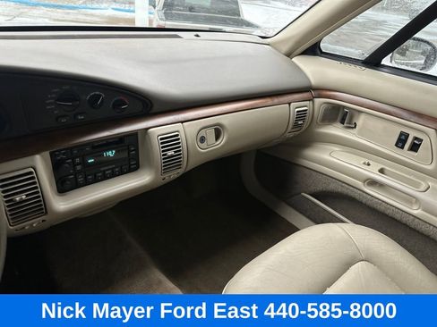 Used 1997 Oldsmobile 88 Royale LS image 22