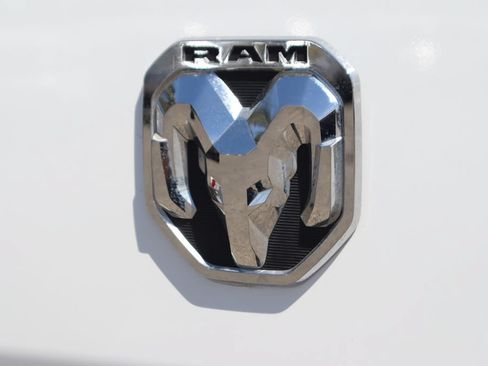 Used 2025 RAM ProMaster 2500 w/ U-Haul Equipment Group FWD image 43