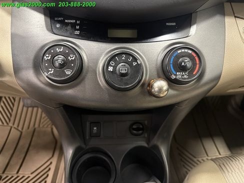 Used 2012 Toyota RAV4 4WD w/ Value Pkg image 22