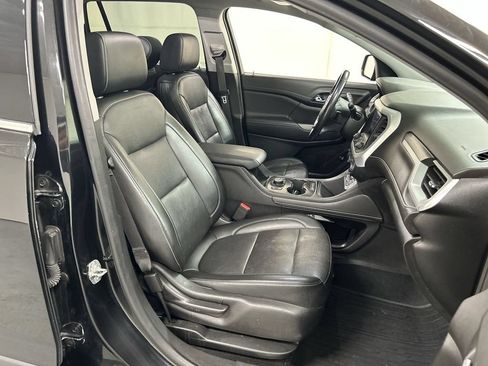 Used 2021 GMC Acadia SLT w/ LPO, Floor Liner Package AWD/4WD image 25