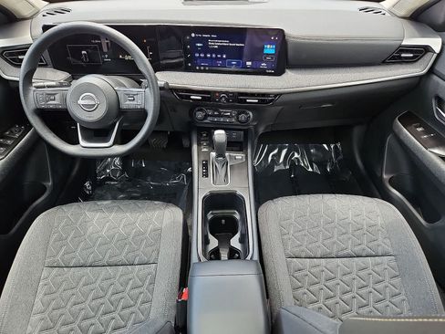 Used 2026 Nissan Kicks SV w/ SV Premium Package FWD image 26