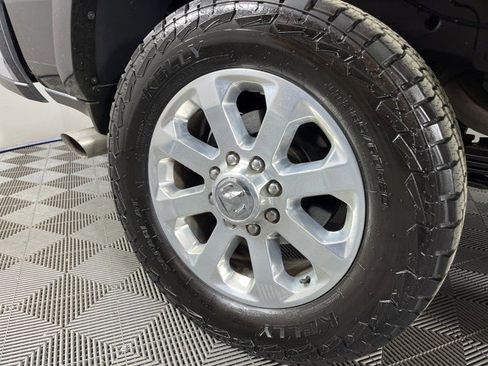 Used 2022 RAM 3500 Laramie AWD/4WD image 13