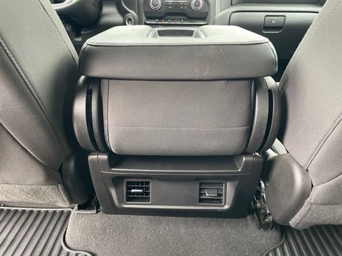 Used 2022 Chevrolet Silverado 1500 Custom AWD/4WD image 33