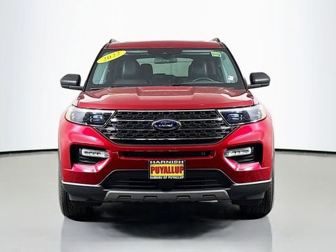Used 2022 Ford Explorer XLT w/ Equipment Group 202A AWD/4WD image 2