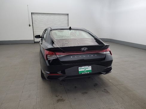 Used 2023 Hyundai Elantra SEL image 6