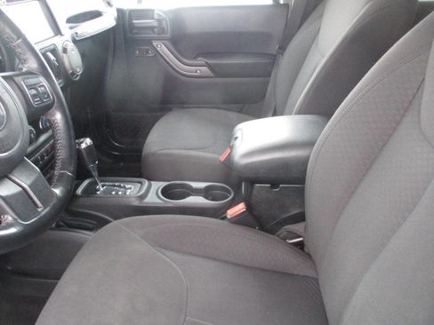 Used 2016 Jeep Wrangler Unlimited Sport w/ Quick Order Package 24S image 16