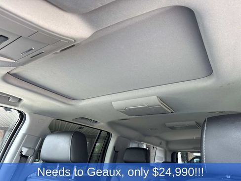 Used 2019 Chevrolet Suburban Premier RWD image 39