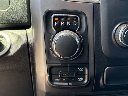 Used 2021 RAM 1500 Classic SLT AWD/4WD image 21