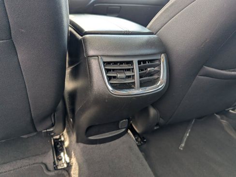Used 2024 Chevrolet Malibu LT FWD image 31
