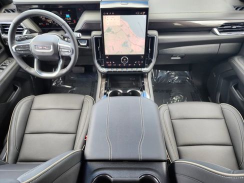 Used 2026 GMC Yukon Elevation AWD/4WD image 10