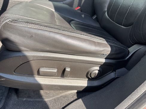 Used 2017 Chevrolet Traverse Premier image 15