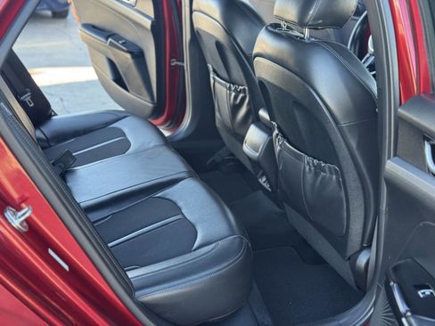 Used 2021 Kia K5 GT-Line image 10